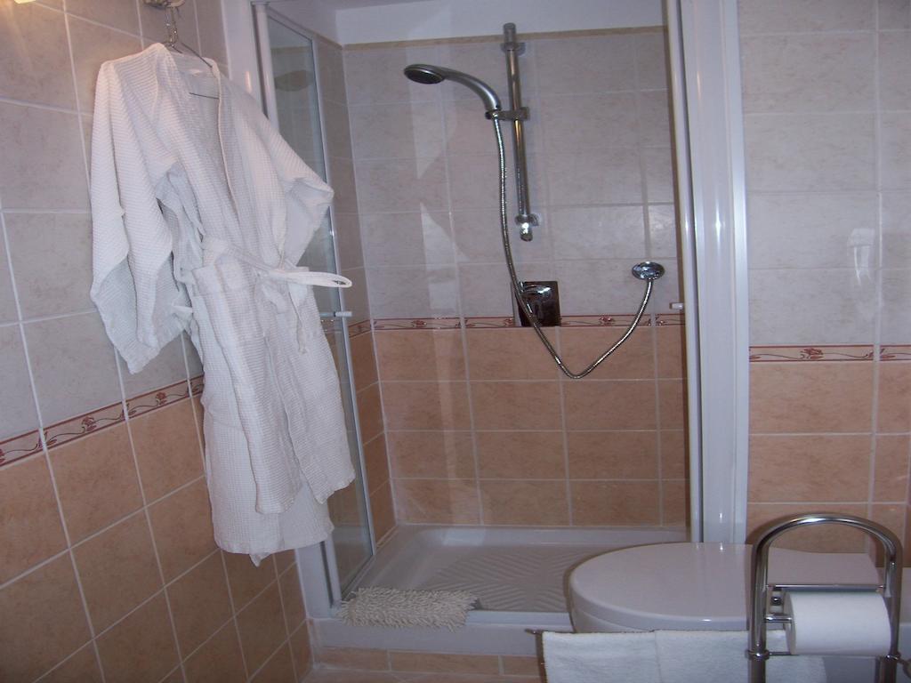 Il Giglio Rosso Apartman Nápoly Szoba fotó